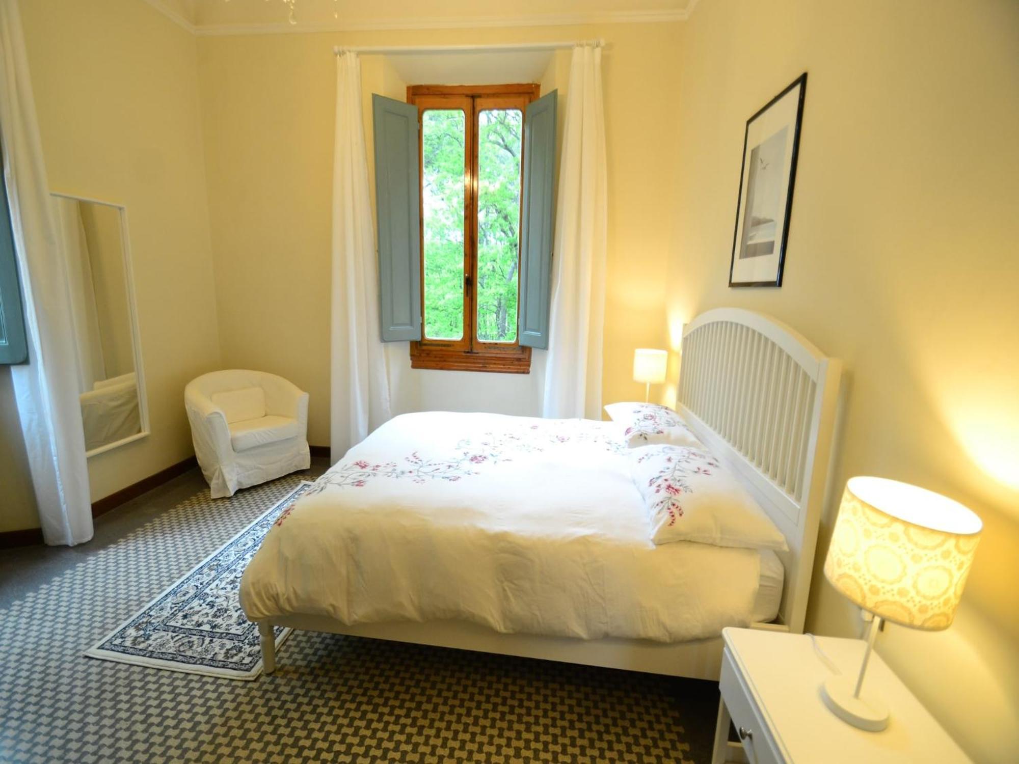 Lovely Holiday Home In Montefiridolfi With Hill View 외부 사진