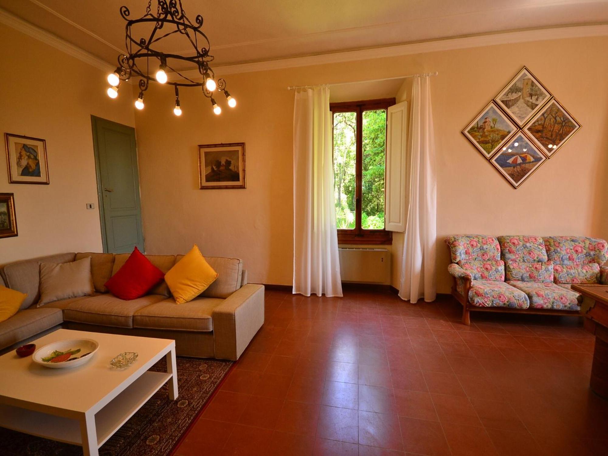 Lovely Holiday Home In Montefiridolfi With Hill View 외부 사진