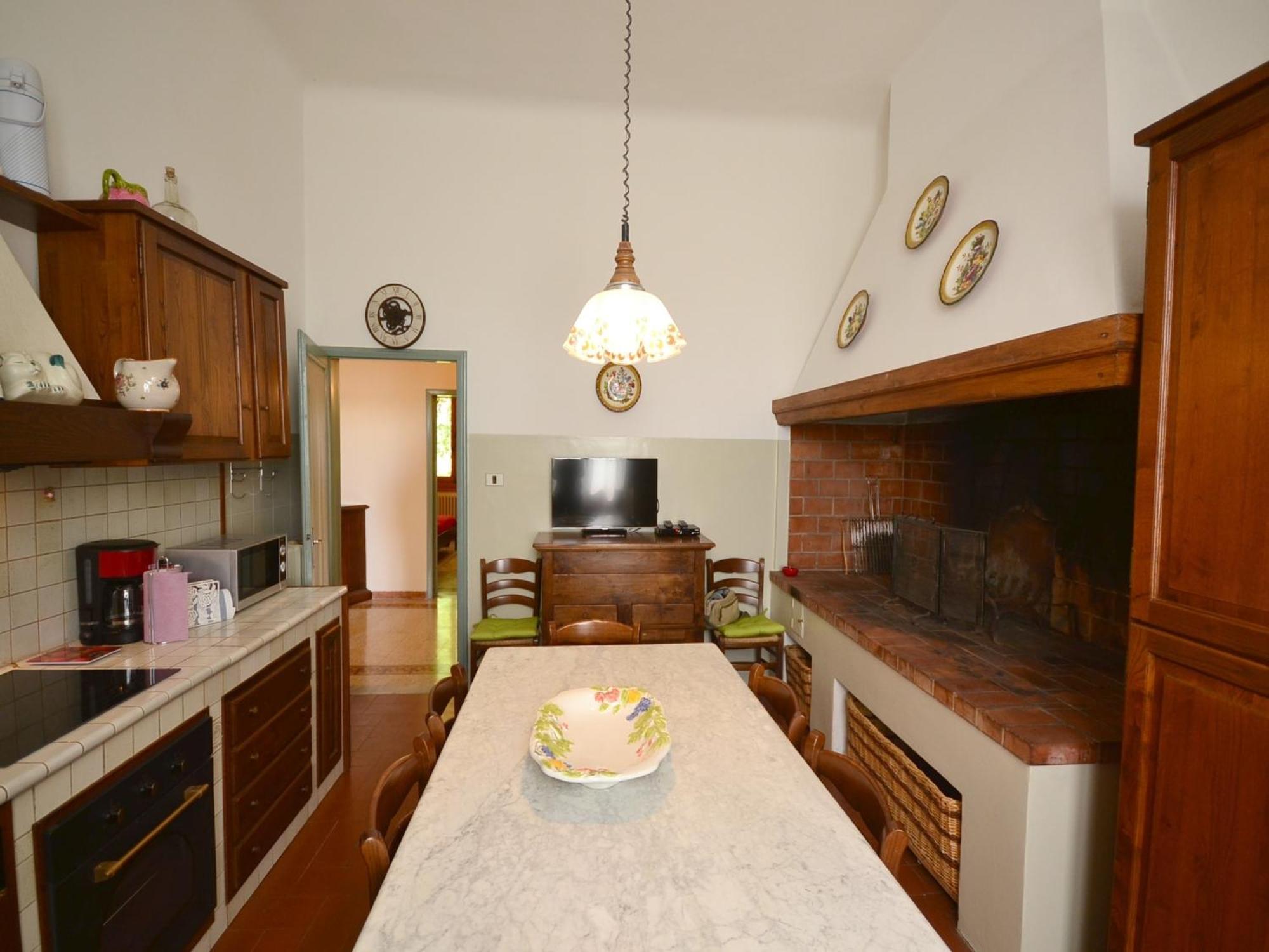 Lovely Holiday Home In Montefiridolfi With Hill View 외부 사진
