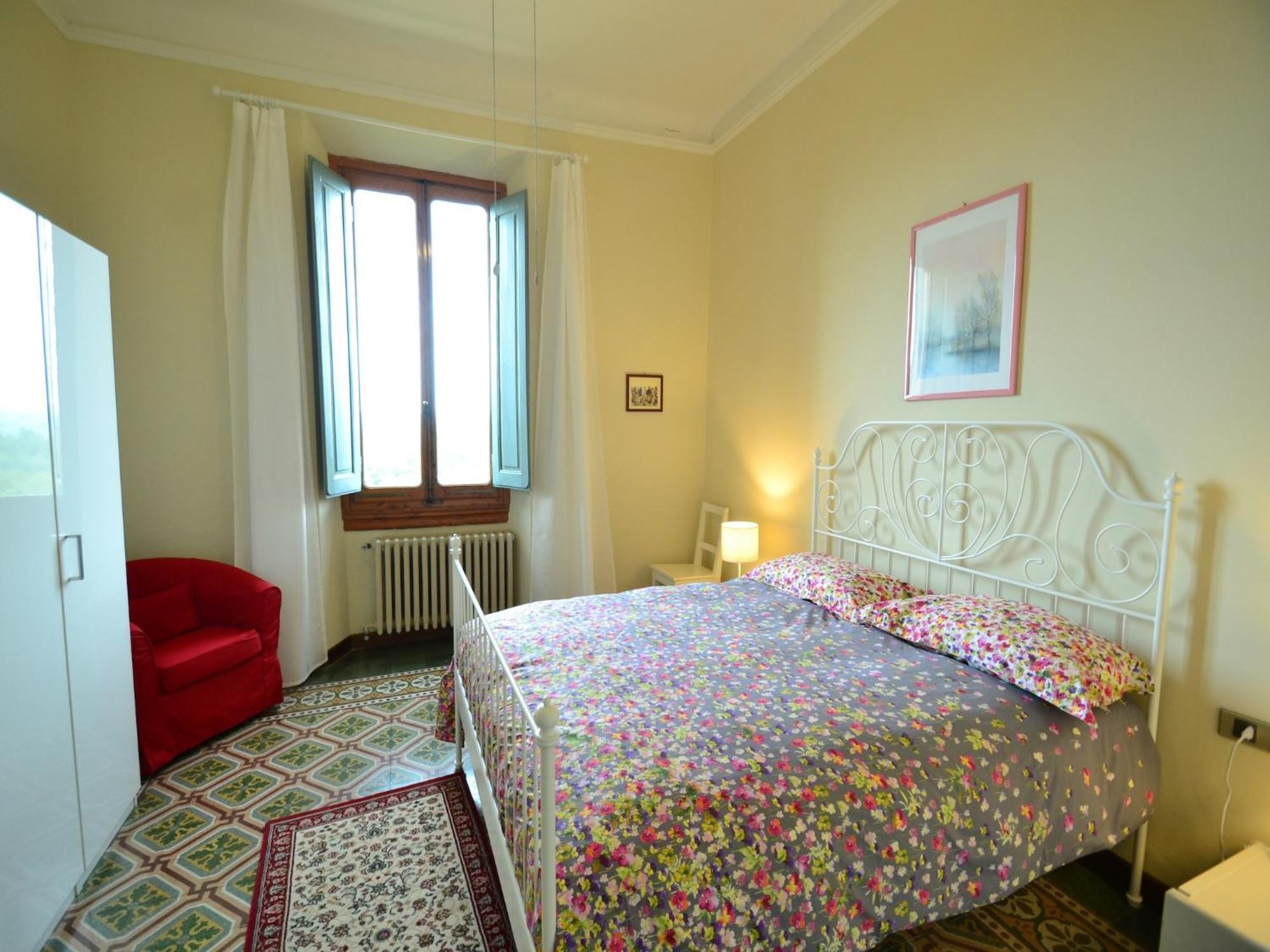 Lovely Holiday Home In Montefiridolfi With Hill View 외부 사진