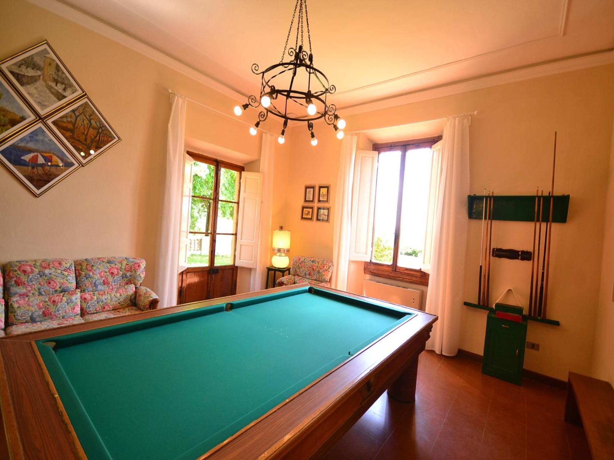 Lovely Holiday Home In Montefiridolfi With Hill View 외부 사진