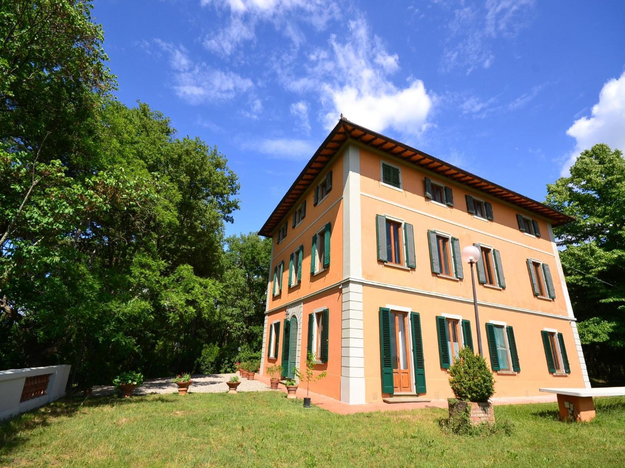 Lovely Holiday Home In Montefiridolfi With Hill View 외부 사진